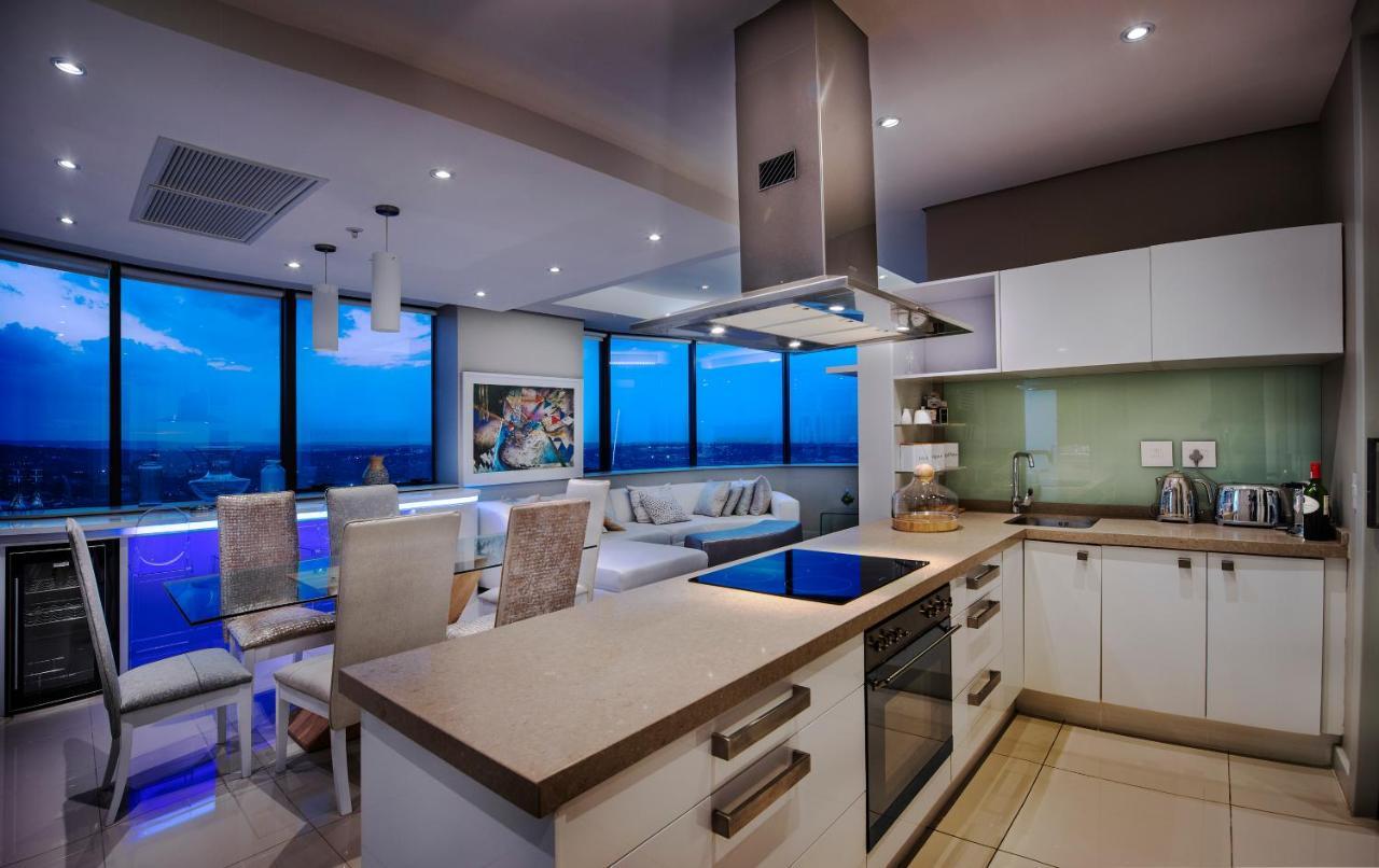 Sandton Skye Premium Suites & Penthouses โจฮันเนสเบิร์ก ภายนอก รูปภาพ