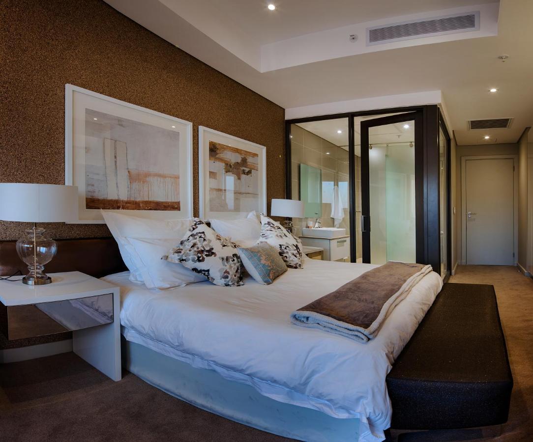 Sandton Skye Premium Suites & Penthouses โจฮันเนสเบิร์ก ภายนอก รูปภาพ