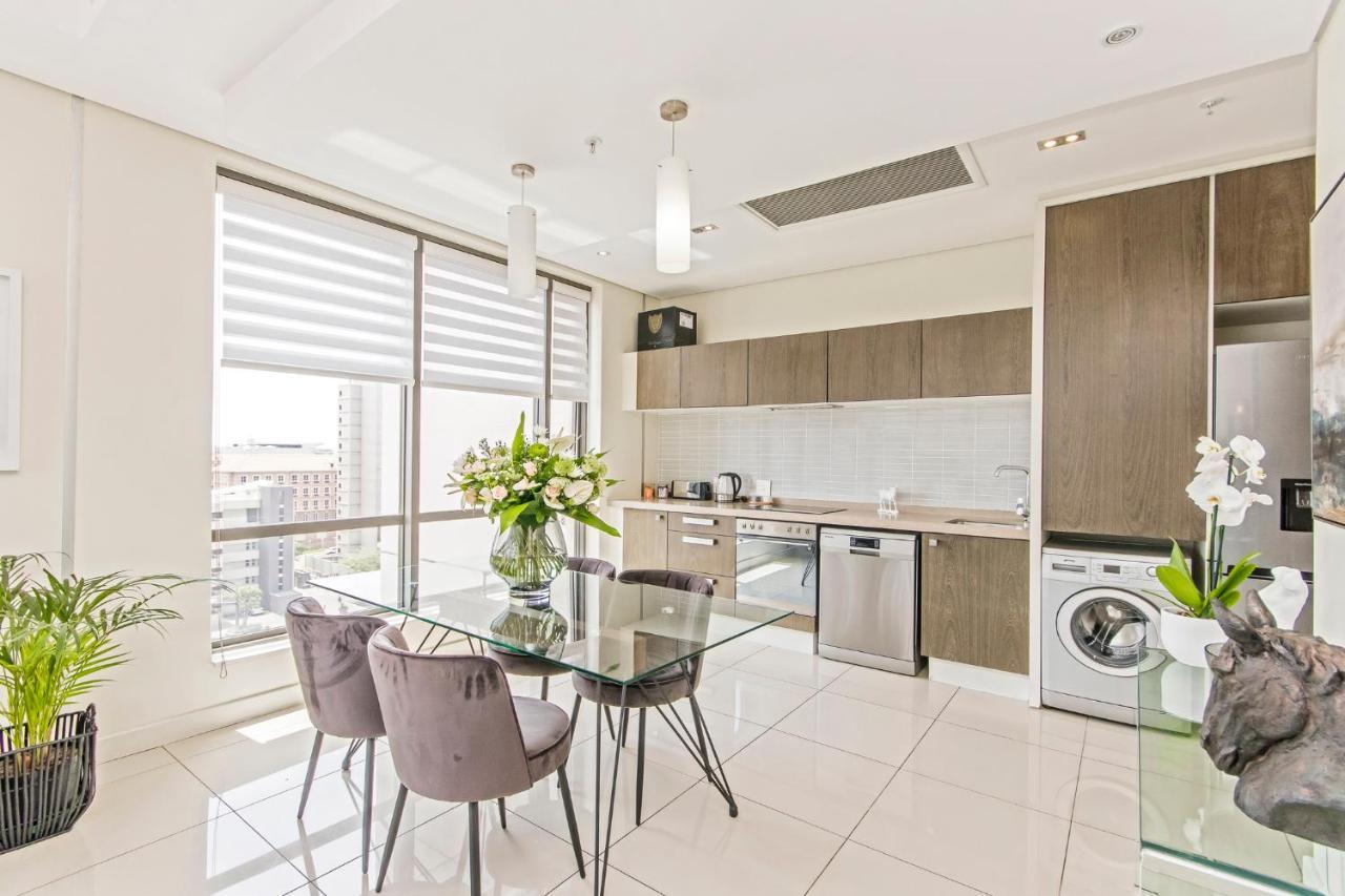 Sandton Skye Premium Suites & Penthouses โจฮันเนสเบิร์ก ภายนอก รูปภาพ