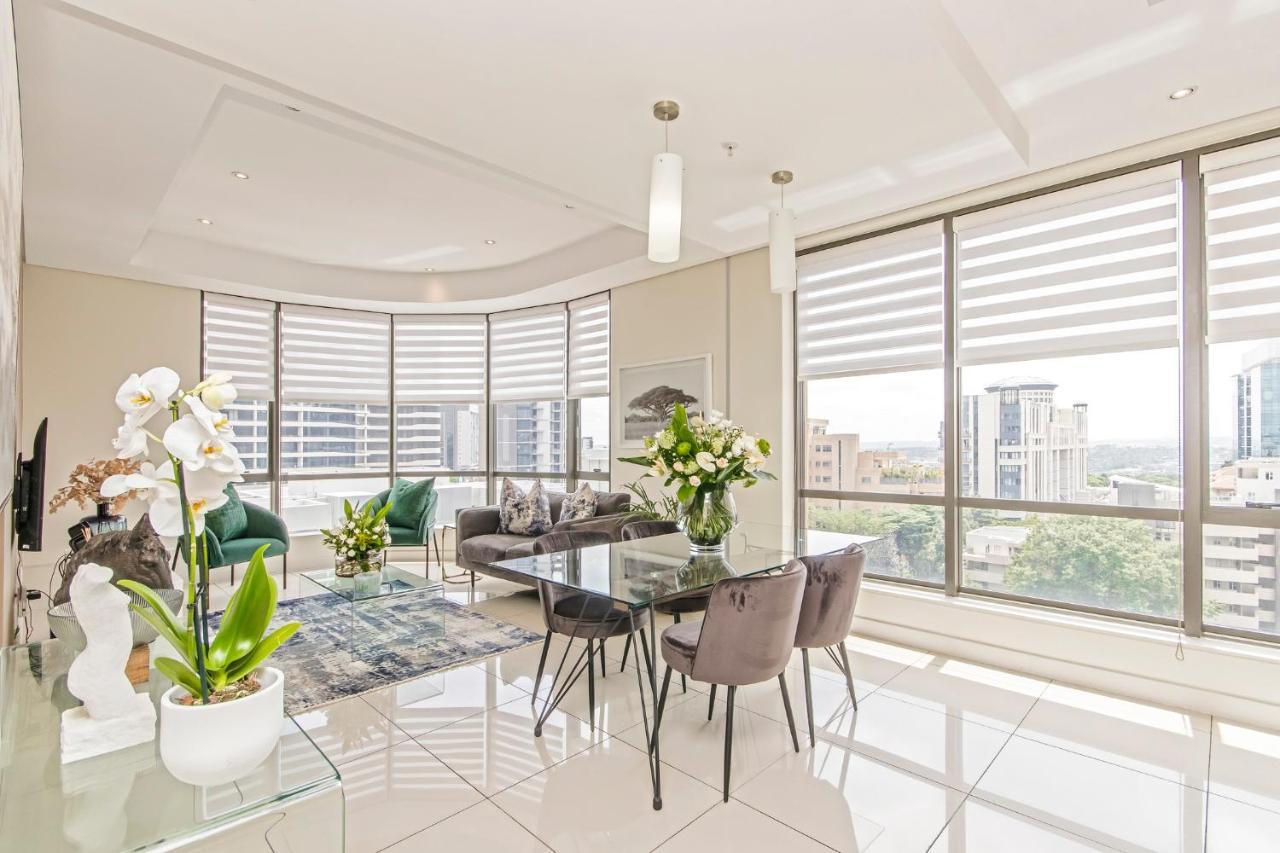 Sandton Skye Premium Suites & Penthouses โจฮันเนสเบิร์ก ภายนอก รูปภาพ