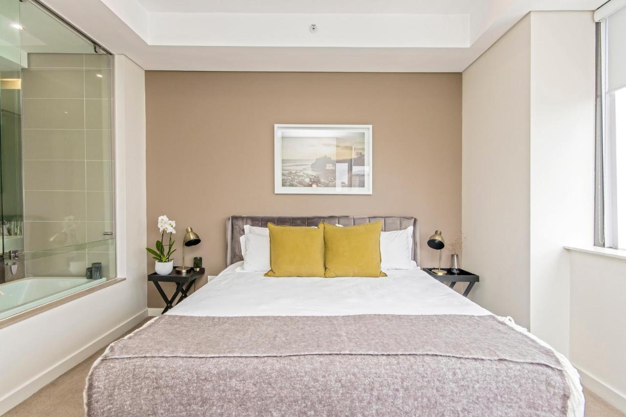 Sandton Skye Premium Suites & Penthouses โจฮันเนสเบิร์ก ภายนอก รูปภาพ