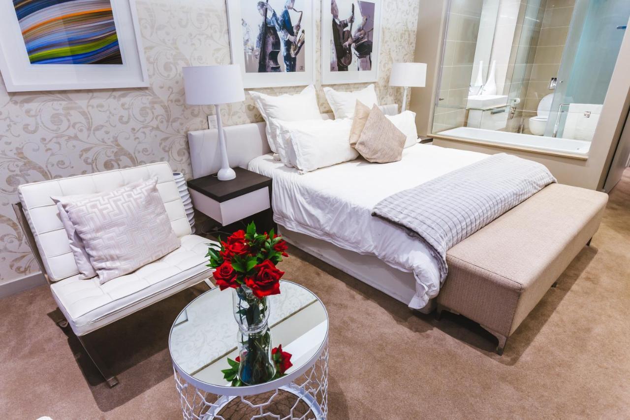 Sandton Skye Premium Suites & Penthouses โจฮันเนสเบิร์ก ภายนอก รูปภาพ