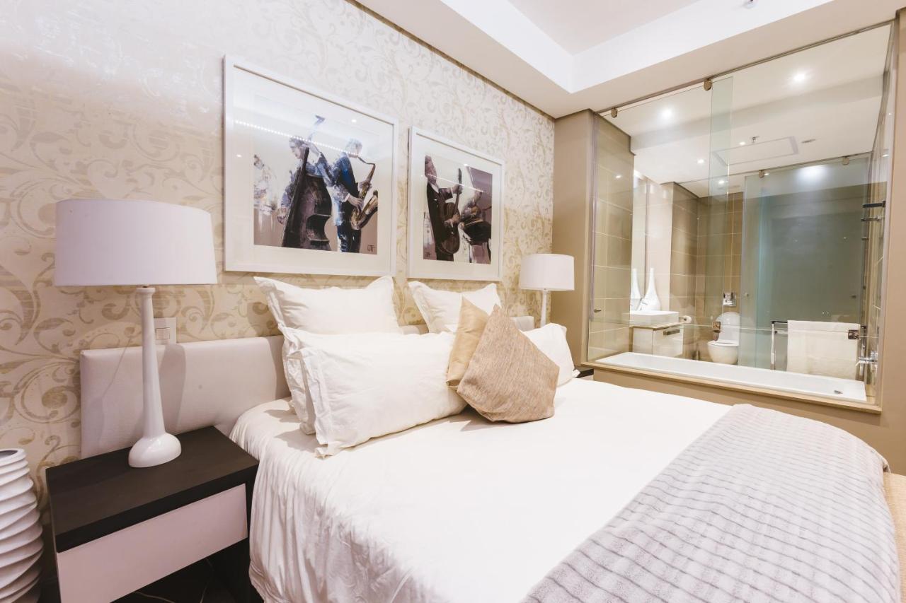 Sandton Skye Premium Suites & Penthouses โจฮันเนสเบิร์ก ภายนอก รูปภาพ
