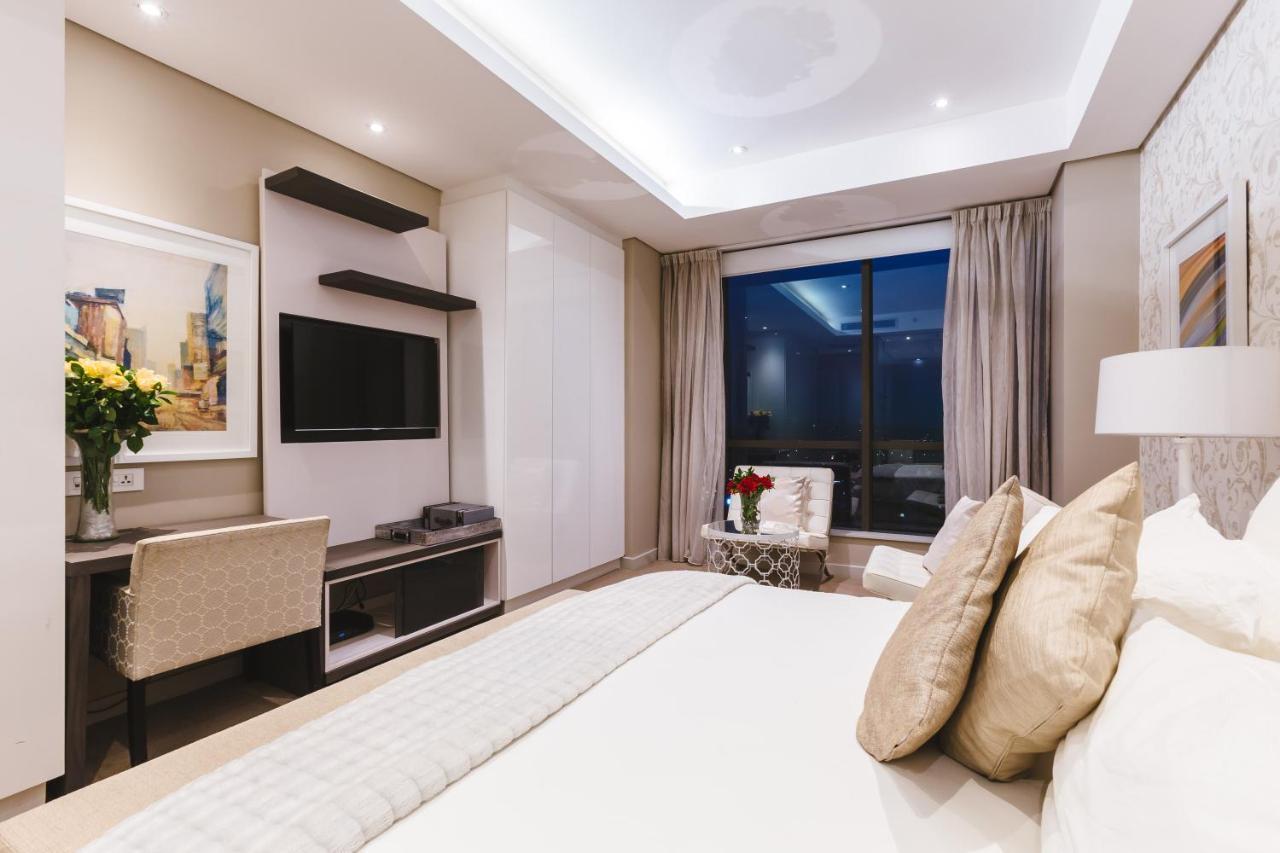 Sandton Skye Premium Suites & Penthouses โจฮันเนสเบิร์ก ภายนอก รูปภาพ